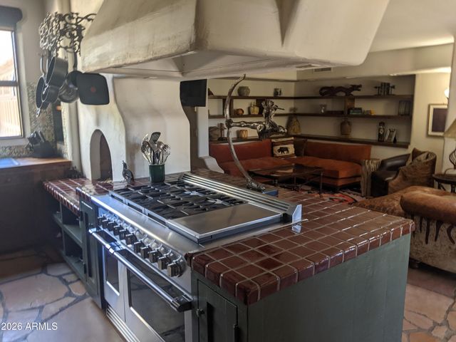 1503 INDIAN ROCK Road, Carefree, AZ 85377