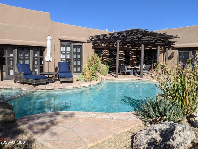 1503 INDIAN ROCK Road, Carefree, AZ 85377