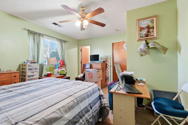 2611 Hanna Avenue, Corcoran, CA 93212