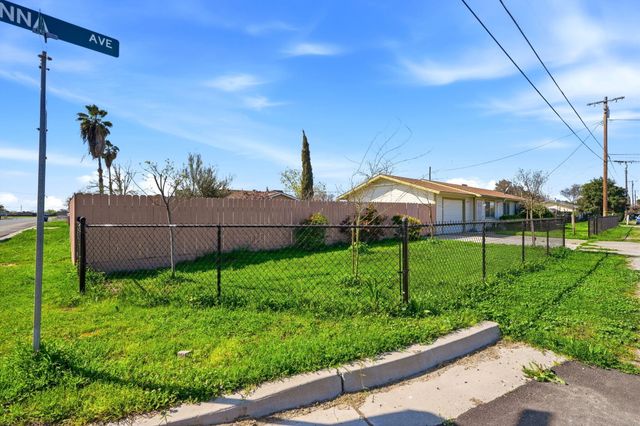 2611 Hanna Avenue, Corcoran, CA 93212