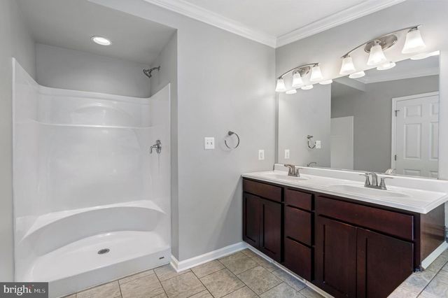 276 WALNUT HILL DR, Harpers Ferry, WV 25425