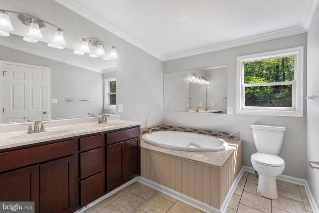 276 WALNUT HILL DR, Harpers Ferry, WV 25425
