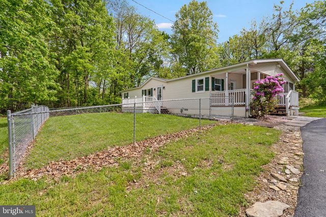 276 WALNUT HILL DR, Harpers Ferry, WV 25425