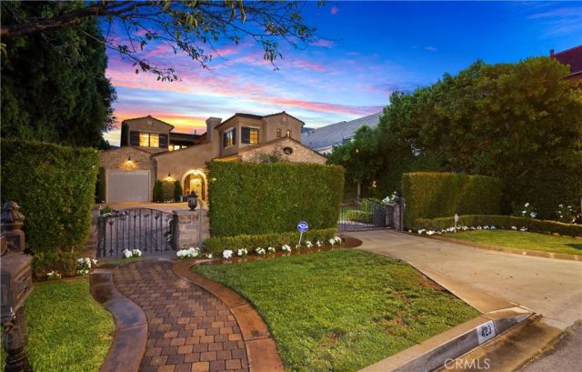 423 W Lemon Avenue, Arcadia, CA 91007