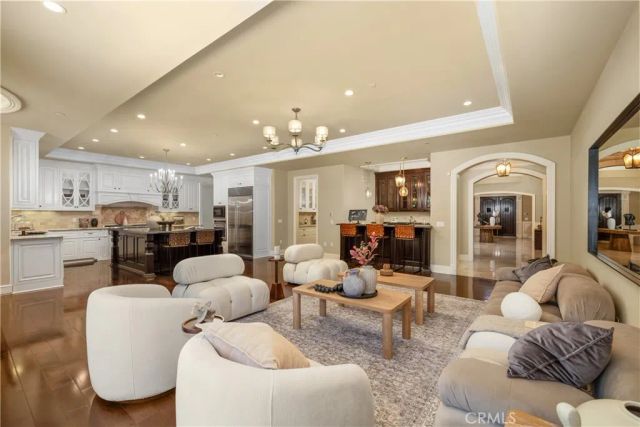 423 W Lemon Avenue, Arcadia, CA 91007
