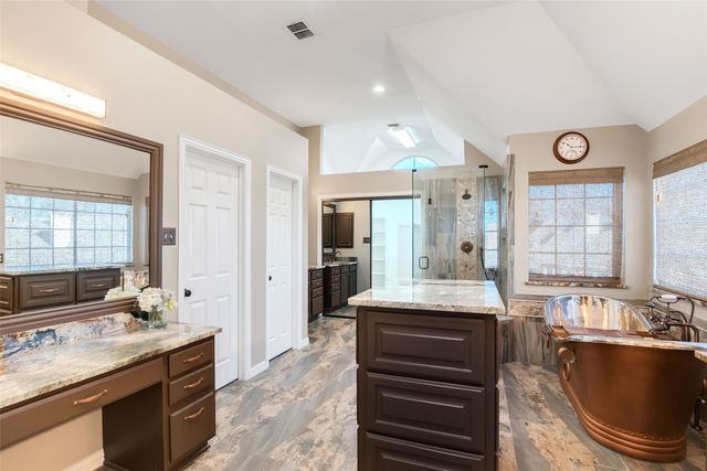 1937 Bear Run Drive, Grapevine, TX 76051