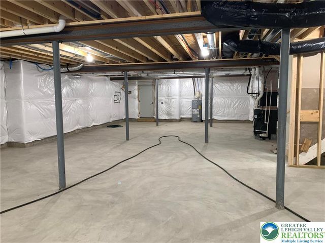 9002 YORKSHIRE Circle, Weisenberg Twp, PA 18051