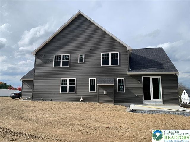 9002 YORKSHIRE Circle, Weisenberg Twp, PA 18051