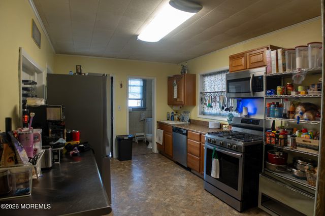 448 Mechanic Street, Perth Amboy City, NJ 08861