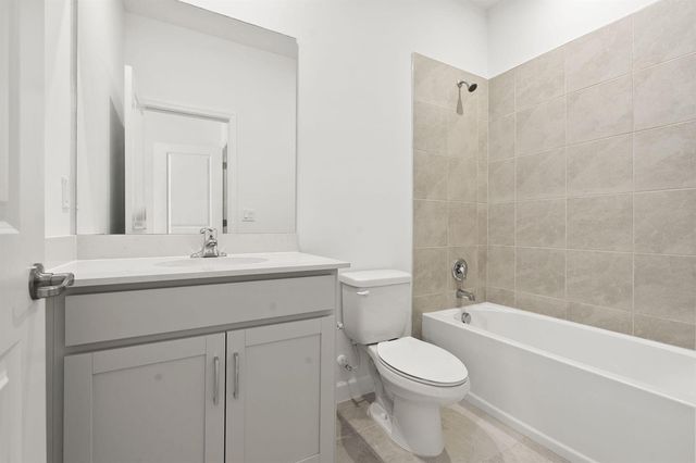14499 SW Woodford Way, Port St. Lucie, FL 34987
