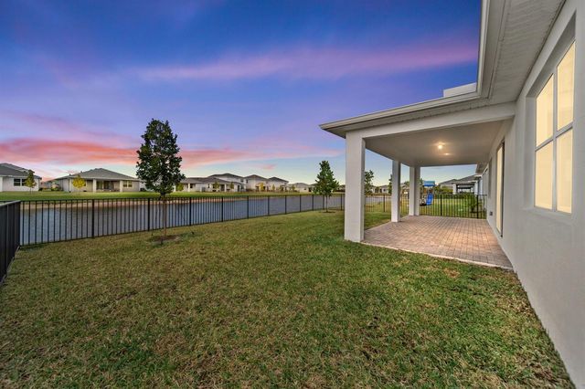 14499 SW Woodford Way, Port St. Lucie, FL 34987