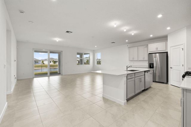 14499 SW Woodford Way, Port St. Lucie, FL 34987