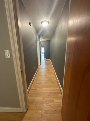 257 June St 1, Worcester, MA 01602