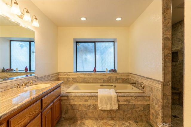 4255 Conestoga Drive, Lancaster, CA 93536