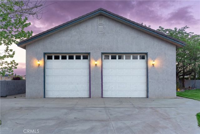 4255 Conestoga Drive, Lancaster, CA 93536