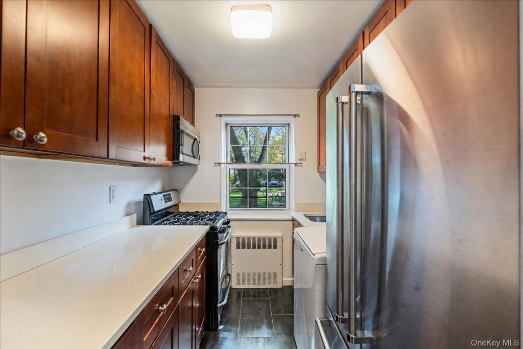 211-07 73rd Avenue A, Bayside, NY 11364 — photo 5