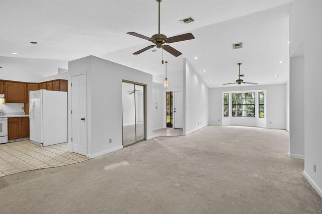 6045 Hall Boulevard, Loxahatchee, FL 33470