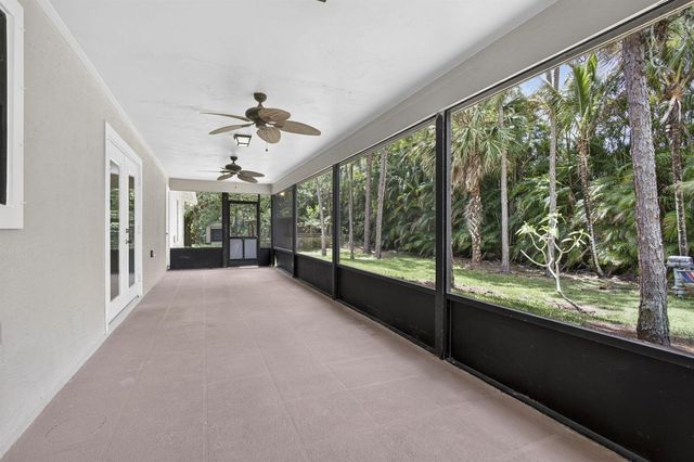 6045 Hall Boulevard, Loxahatchee, FL 33470