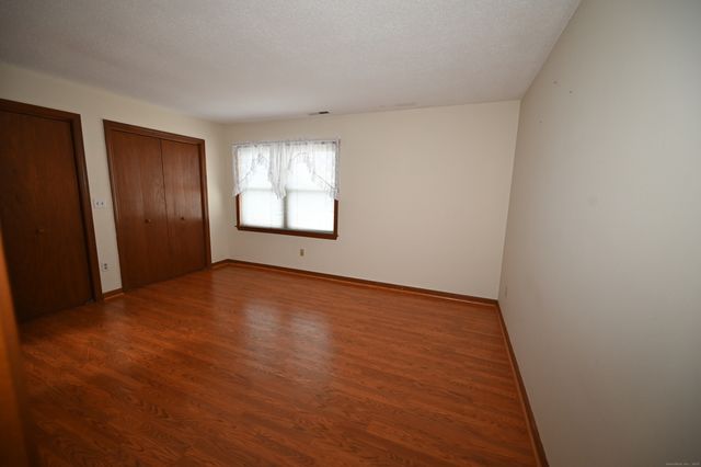 375 Coe Avenue APT 22, East Haven, CT 06512