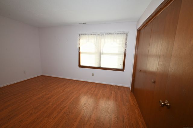 375 Coe Avenue APT 22, East Haven, CT 06512