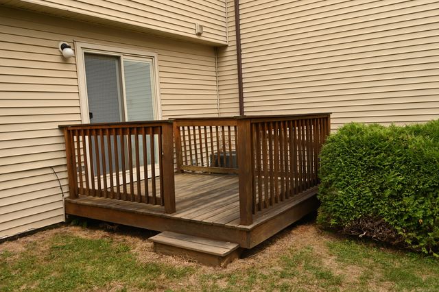 375 Coe Avenue APT 22, East Haven, CT 06512