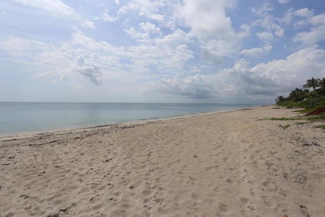 3594 S Ocean Boulevard 906, Highland Beach, FL 33487