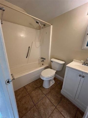 2004 State CIR, Virginia Beach, VA 23456