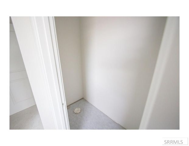 1736 S Bellagio Drive, Ammon, ID 83401