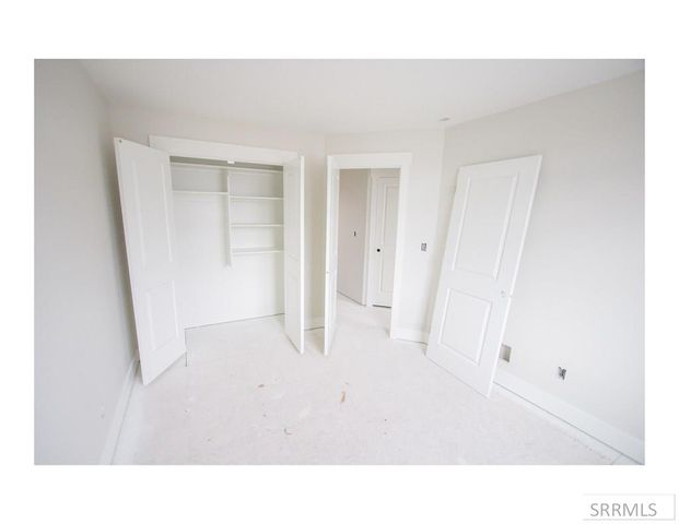 1736 S Bellagio Drive, Ammon, ID 83401