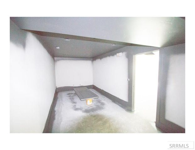 1736 S Bellagio Drive, Ammon, ID 83401