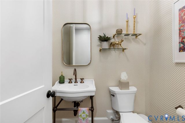 12213 Capwell Dr, Midlothian, VA 23113