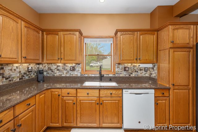 1757 4th Street, Grand Rapids, MI 49504