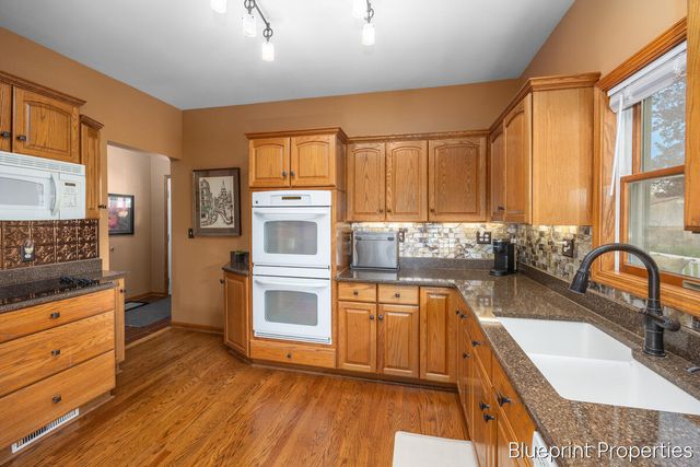 1757 4th Street, Grand Rapids, MI 49504