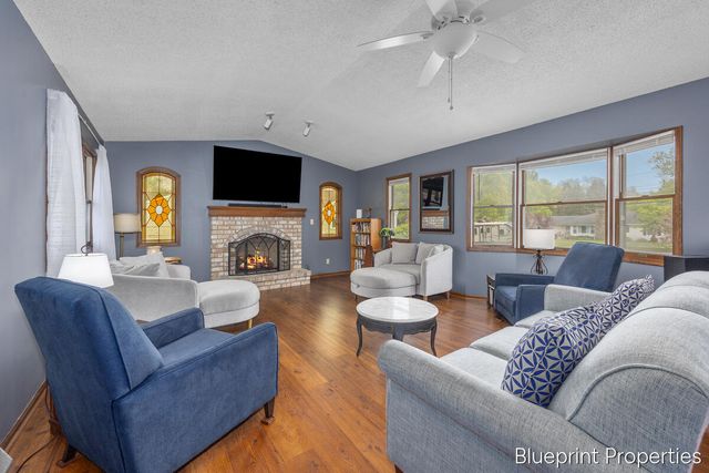 1757 4th Street, Grand Rapids, MI 49504