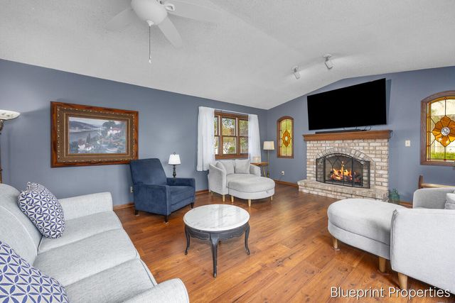 1757 4th Street, Grand Rapids, MI 49504