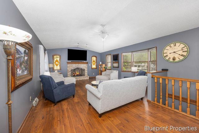 1757 4th Street, Grand Rapids, MI 49504