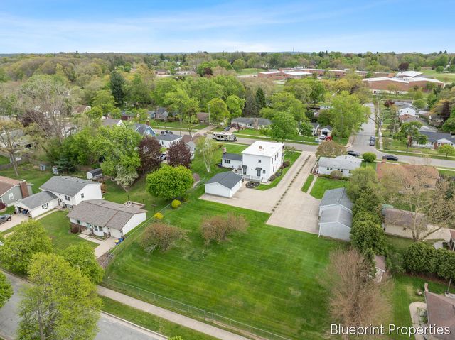 1757 4th Street, Grand Rapids, MI 49504