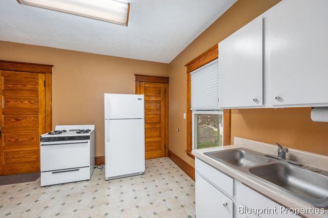 1757 4th Street, Grand Rapids, MI 49504