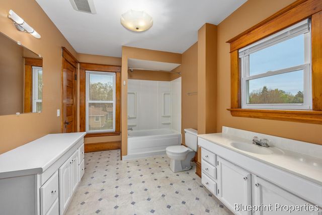1757 4th Street, Grand Rapids, MI 49504