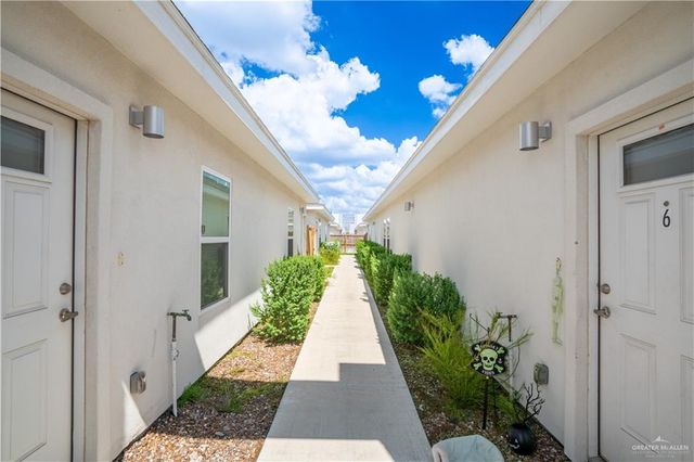 2911 W Kenwood Street, Edinburg, TX 78541