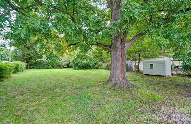 431 W Statesville Avenue, Mooresville, NC 28115