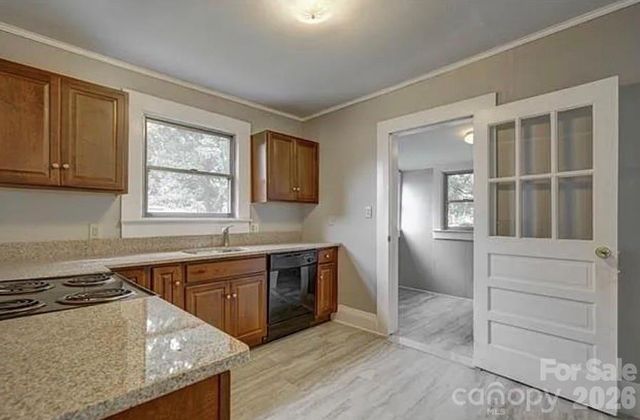 431 W Statesville Avenue, Mooresville, NC 28115