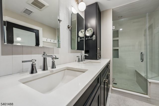1400 Orchard Rd, Mountainside Boro, NJ 07092