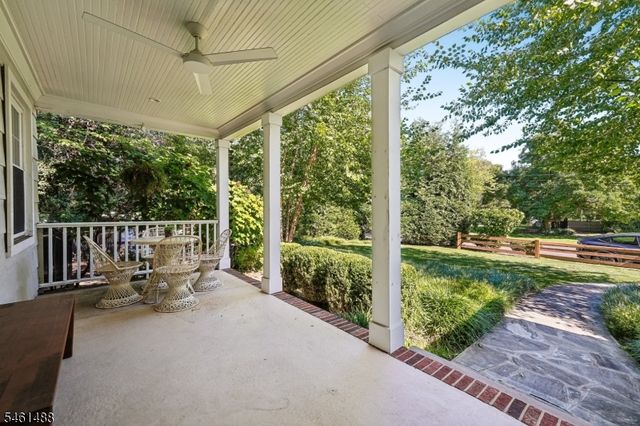 1400 Orchard Rd, Mountainside Boro, NJ 07092