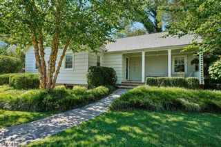 1400 Orchard Rd, Mountainside Boro, NJ 07092