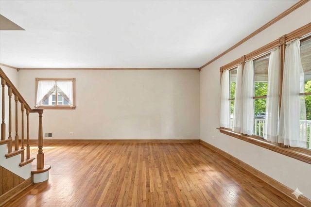 319 Leclaire Avenue, Wilmette, IL 60091
