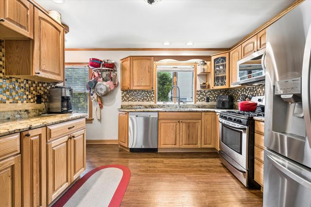 319 Leclaire Avenue, Wilmette, IL 60091