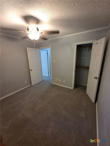 1804 Kangaroo Avenue, Killeen, TX 76543