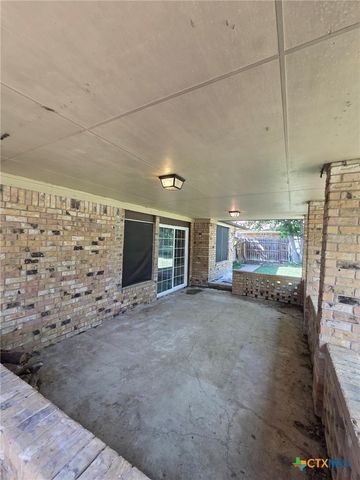 1804 Kangaroo Avenue, Killeen, TX 76543