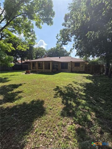1804 Kangaroo Avenue, Killeen, TX 76543